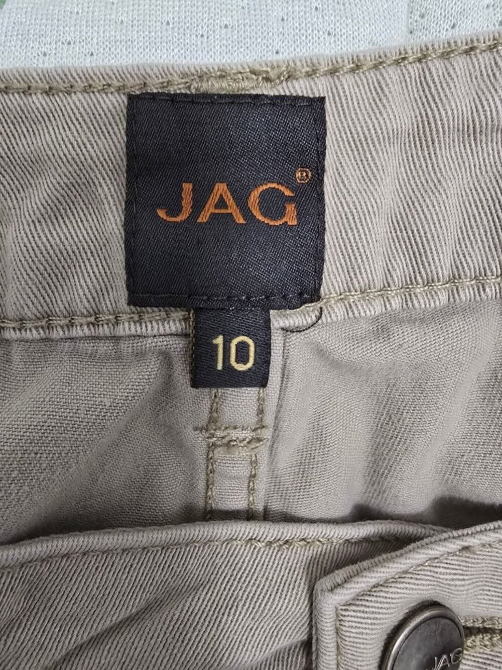 JAG Womens Size 10 Beige Capri Pants Classic Fit Comfortable - Picture 7 of 10